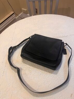 Coach Black Leather Crossbody Messenger Bag for Men